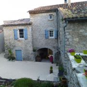 Mas les Dolmens